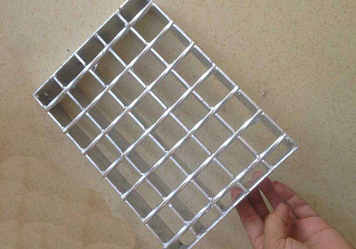 镀锌钢格板的加工方法介绍